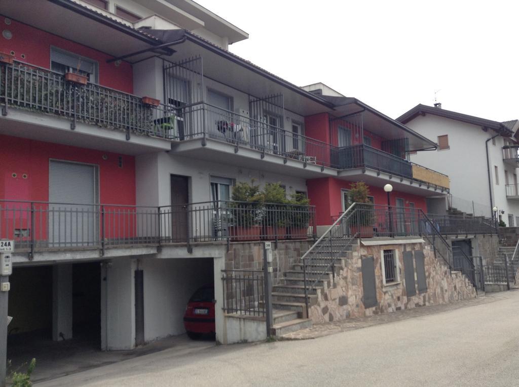 Casa Lampone Daire Trento Oda fotoğraf